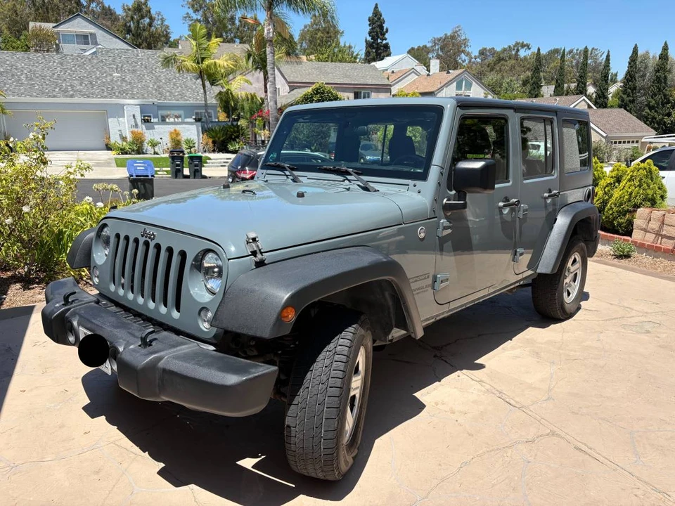 2015 Jeep JK Wrangler - Image 2 of 14