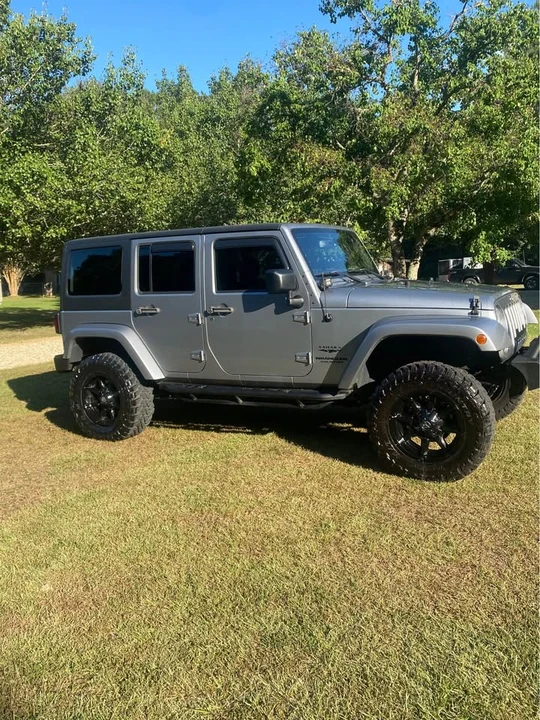 2015 Jeep JK Wrangler - Image 2 of 11