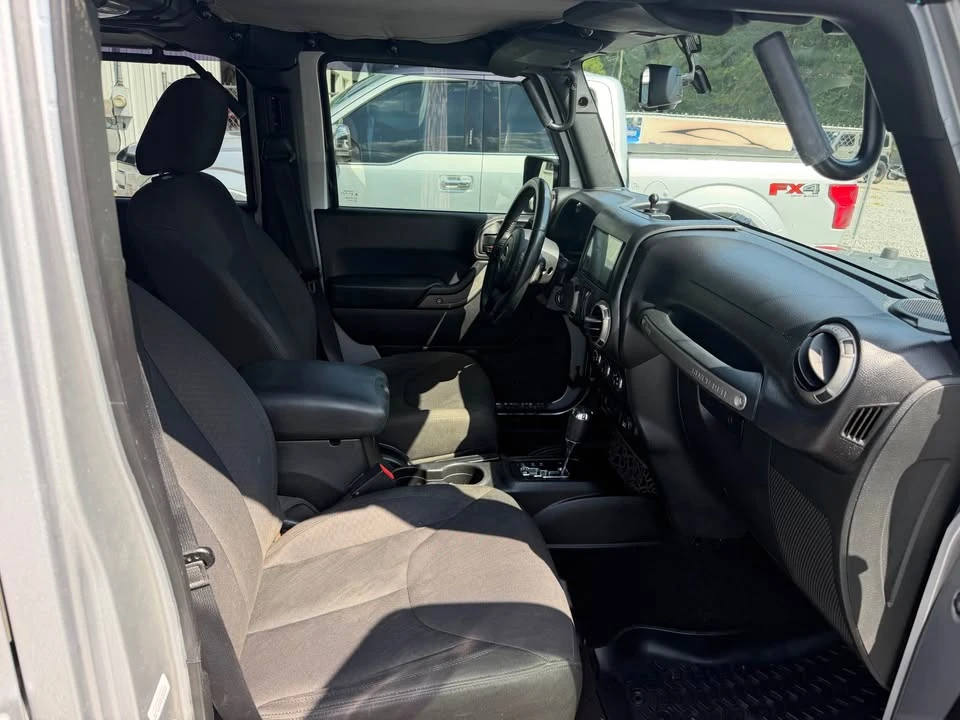 2015 Jeep JK Wrangler - Image 8 of 13