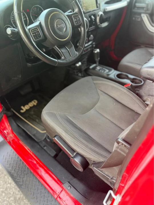 2015 Jeep JK Wrangler - Image 2 of 8
