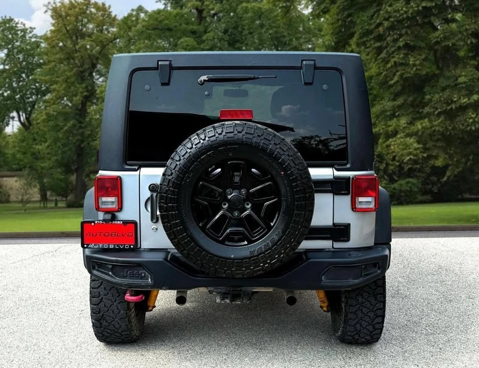 2015 Jeep JK Wrangler - Image 5 of 17