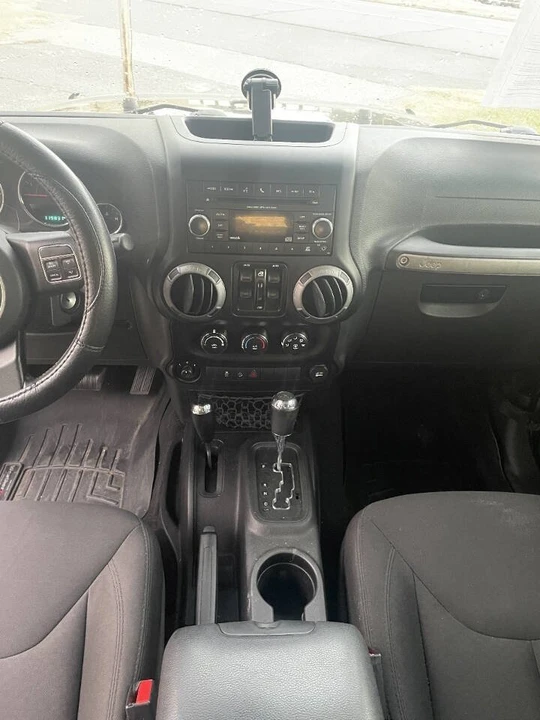 2015 Jeep JK Wrangler - Image 14 of 15