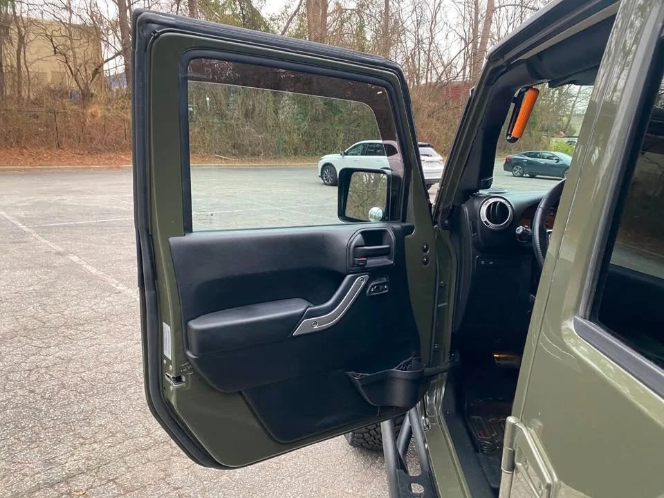 2015 Jeep JK Wrangler - Image 16 of 20