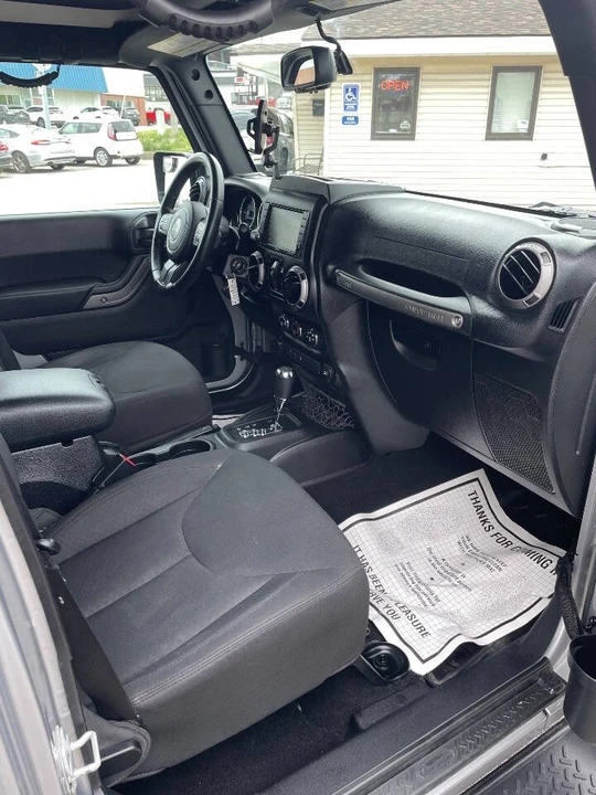 2015 Jeep JK Wrangler - Image 13 of 17