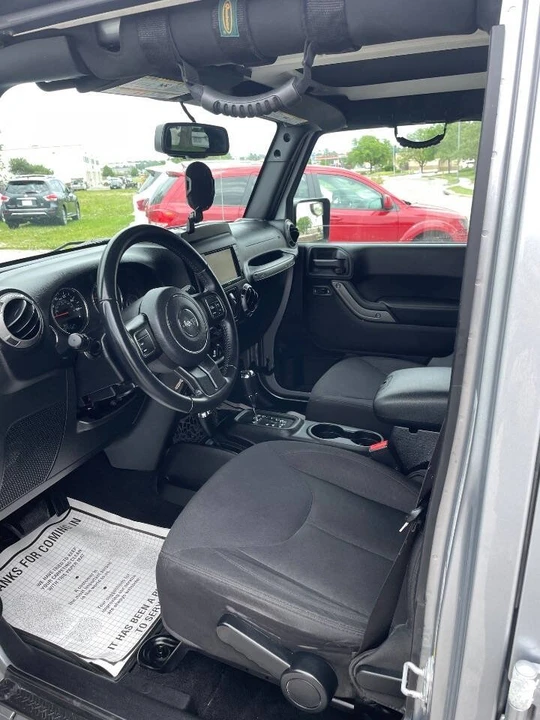 2015 Jeep JK Wrangler - Image 14 of 17