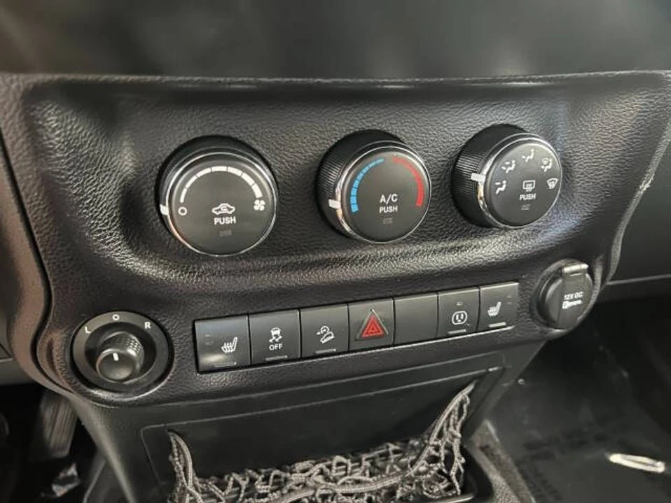 2015 Jeep JK Wrangler - Image 19 of 20