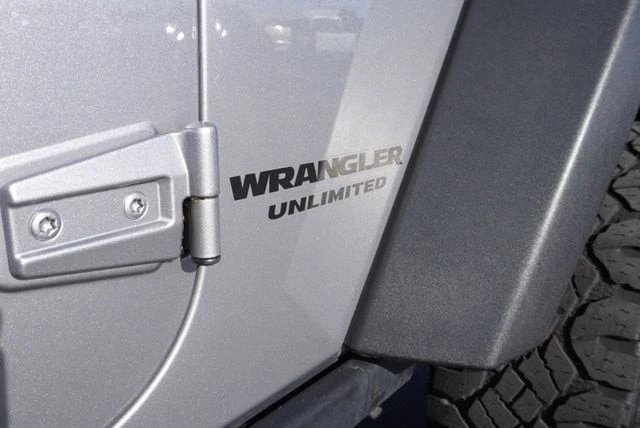 2015 Jeep JK Wrangler - Image 19 of 21