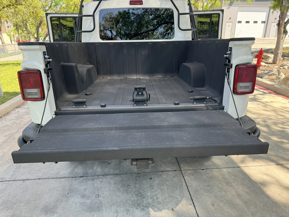 2015 Jeep JK Wrangler - Image 28 of 31