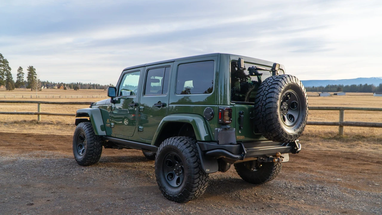 2015 Jeep JK Wrangler - Image 14 of 31