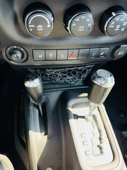 2015 Jeep JK Wrangler - Image 16 of 17