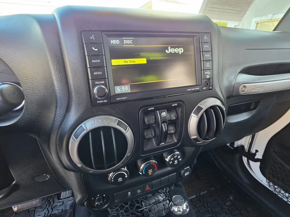 2015 Jeep JK Wrangler - Image 16 of 20