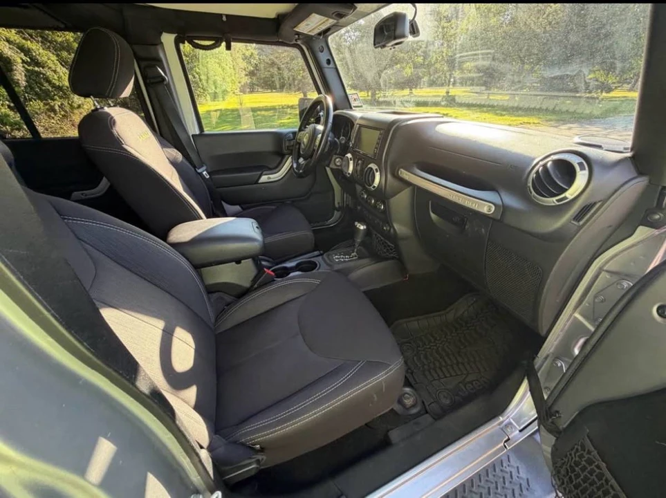 2015 Jeep JK Wrangler - Image 9 of 12