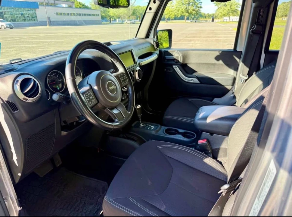 2015 Jeep JK Wrangler - Image 8 of 12