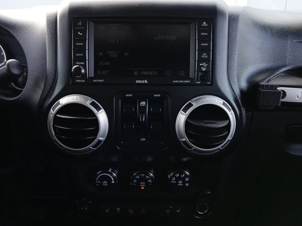 2015 Jeep JK Wrangler - Image 14 of 20