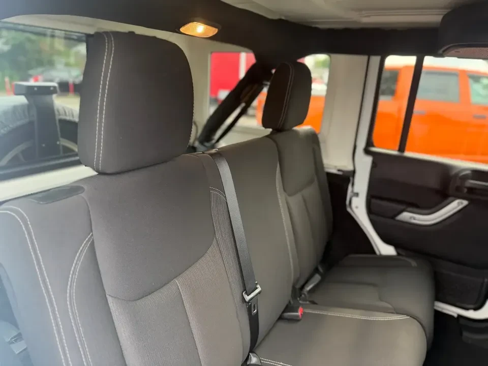 2015 Jeep JK Wrangler - Image 9 of 20