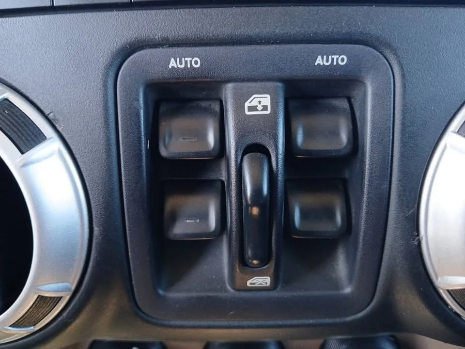 2015 Jeep JK Wrangler - Image 13 of 20
