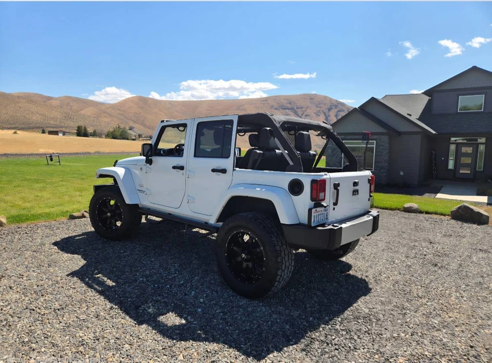 2015 Jeep JK Wrangler - Image 10 of 17