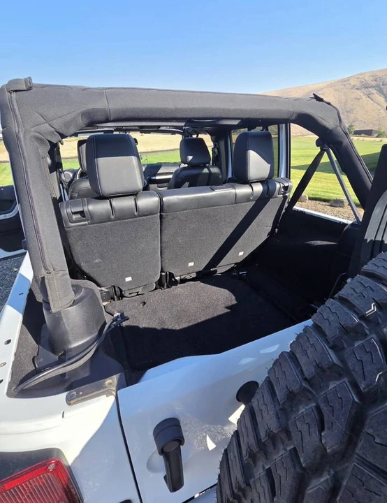 2015 Jeep JK Wrangler - Image 14 of 17