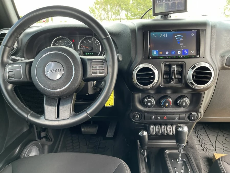 2015 Jeep JK Wrangler - Image 14 of 23