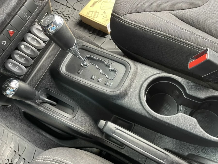 2015 Jeep JK Wrangler - Image 18 of 23