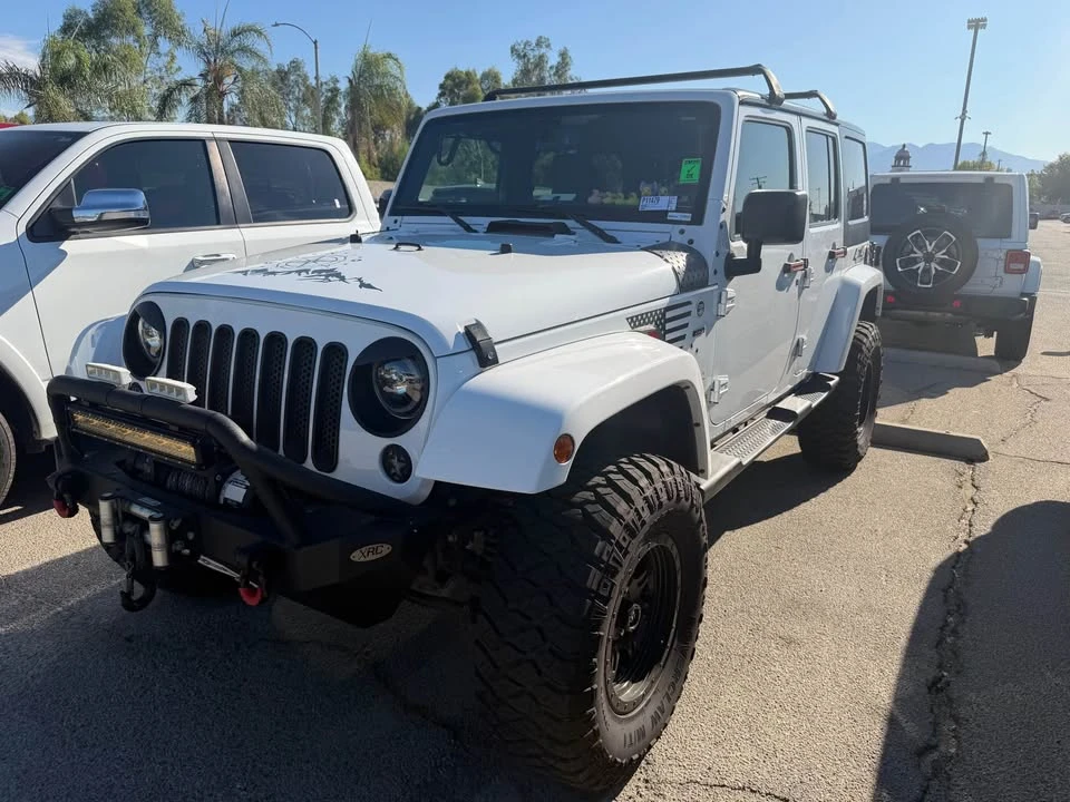 2015 Jeep JK Wrangler - Image 2 of 5