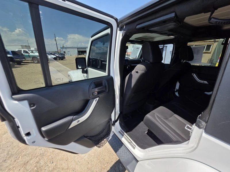 2015 Jeep JK Wrangler - Image 17 of 31