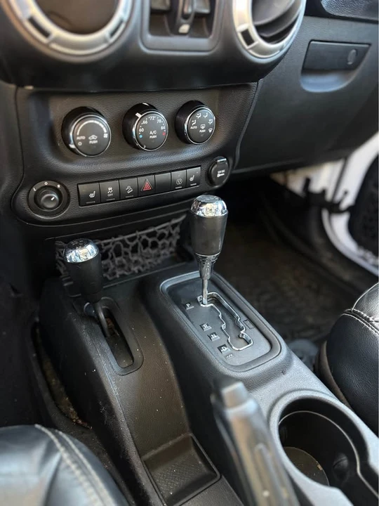 2015 Jeep JK Wrangler - Image 16 of 21