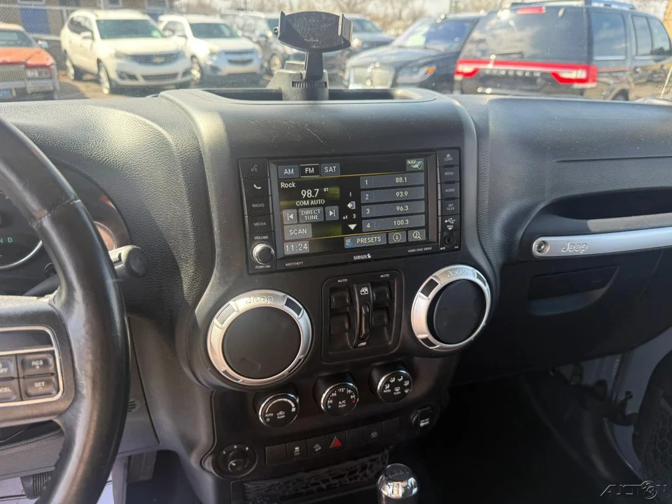 2015 Jeep JK Wrangler - Image 21 of 21