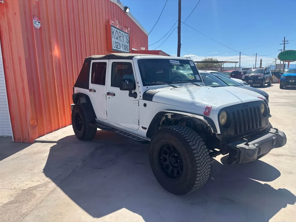 2015 Jeep JK Wrangler - Image 2 of 5