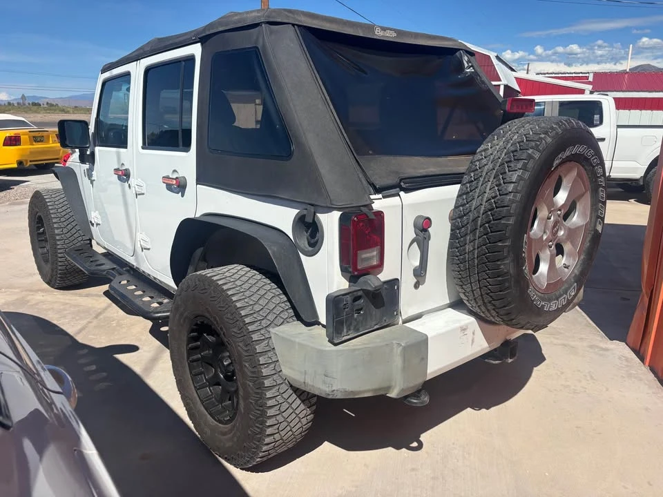 2015 Jeep JK Wrangler - Image 4 of 5