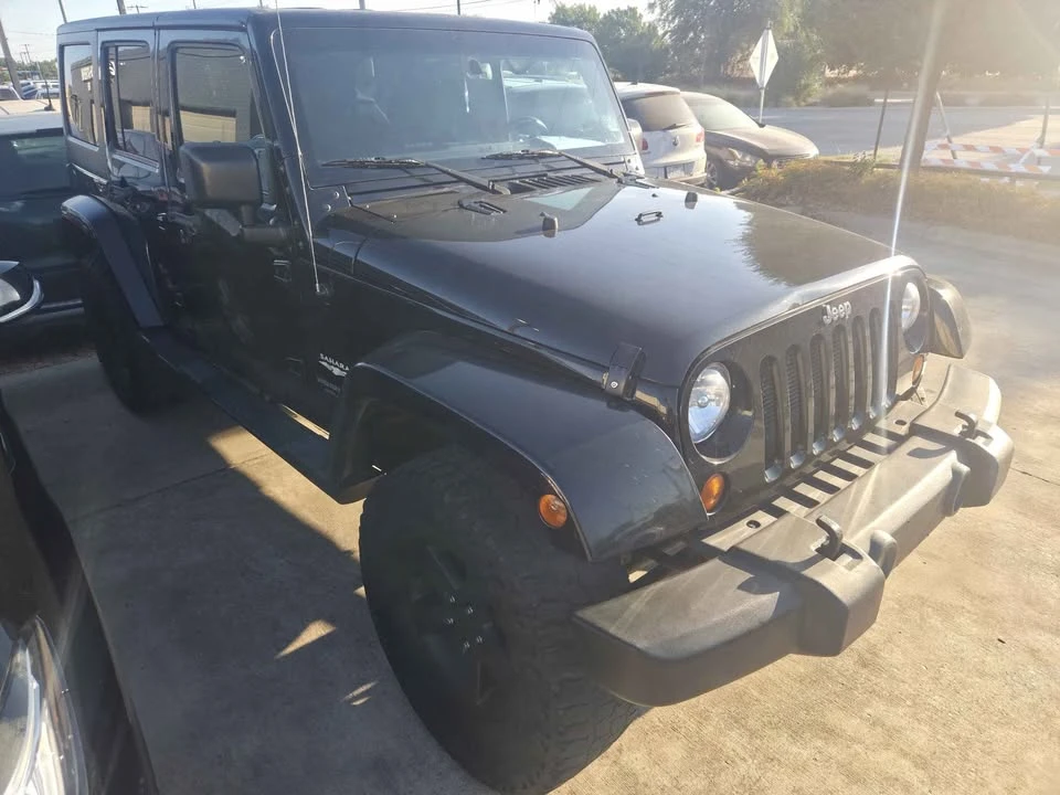 2015 Jeep JK Wrangler - Image 3 of 3