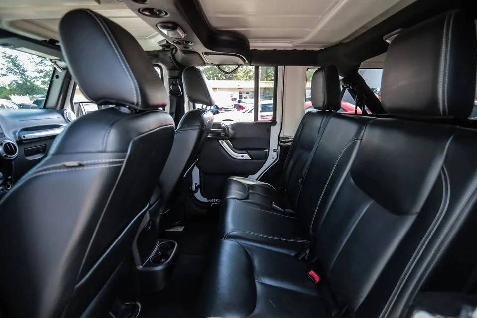 2015 Jeep JK Wrangler - Image 16 of 19