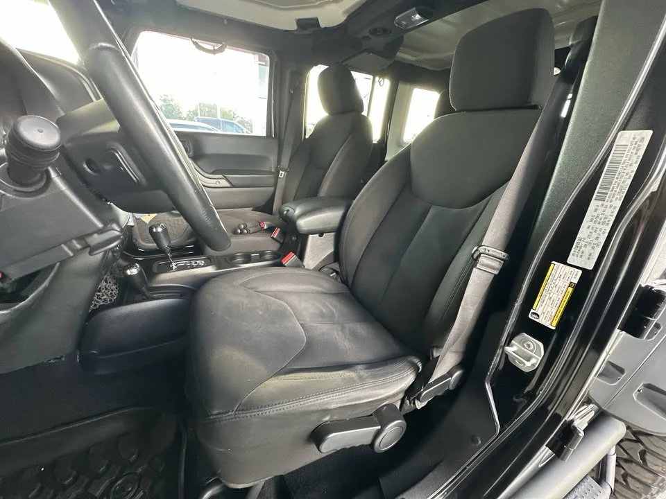 2015 Jeep JK Wrangler - Image 15 of 17