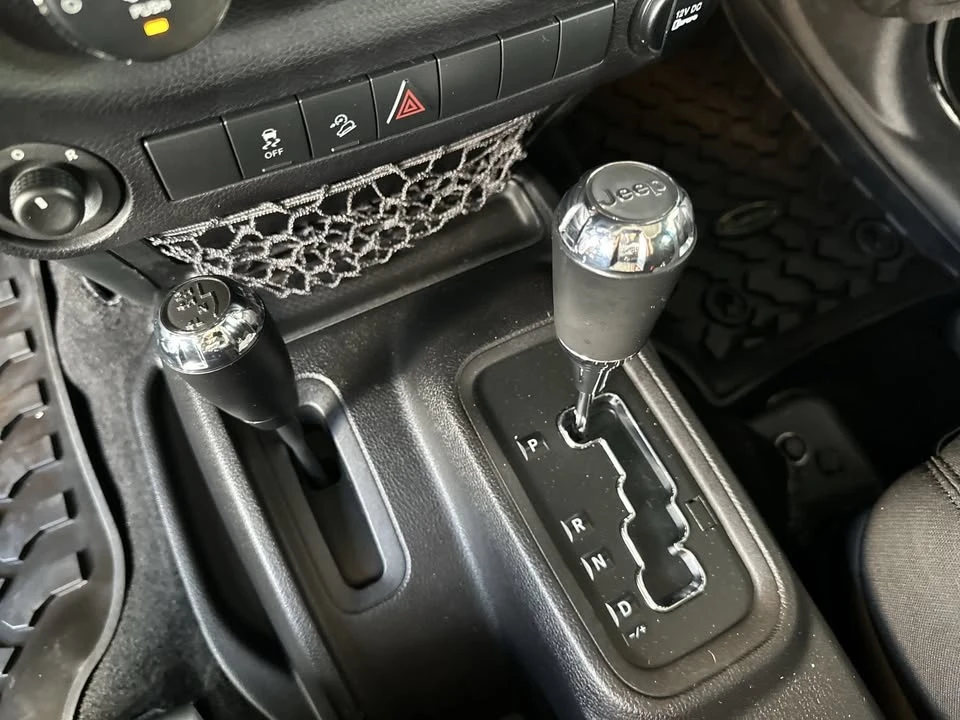 2015 Jeep JK Wrangler - Image 13 of 17
