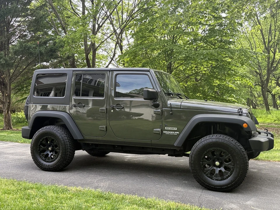 2015 Jeep JK Wrangler - Image 15 of 31