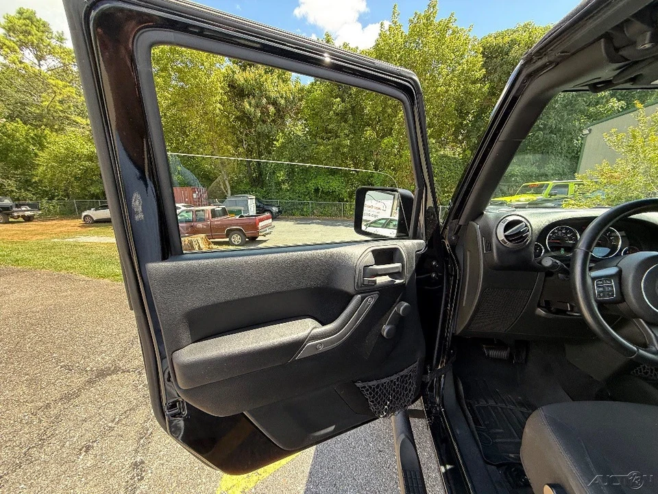 2015 Jeep JK Wrangler - Image 9 of 12