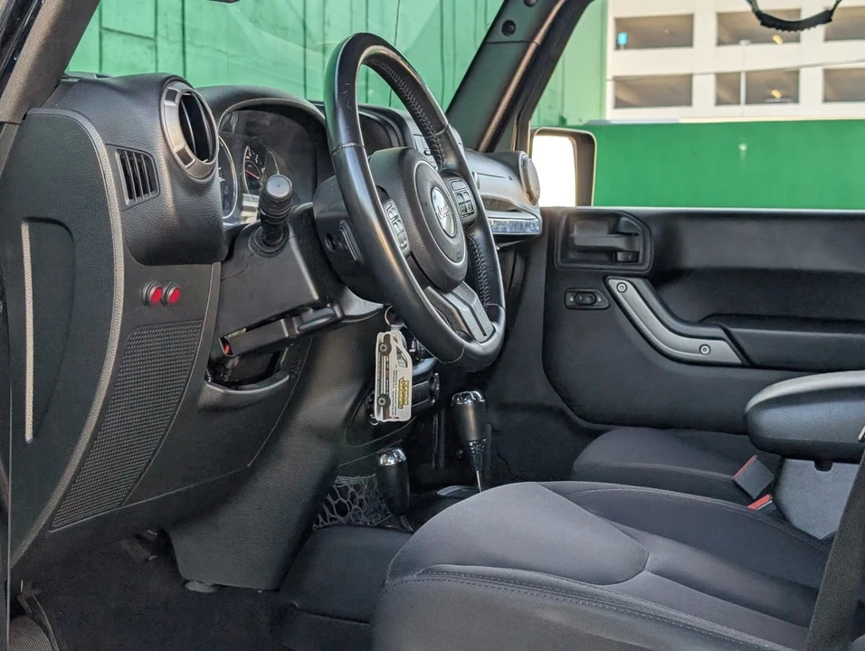2015 Jeep JK Wrangler - Image 17 of 21