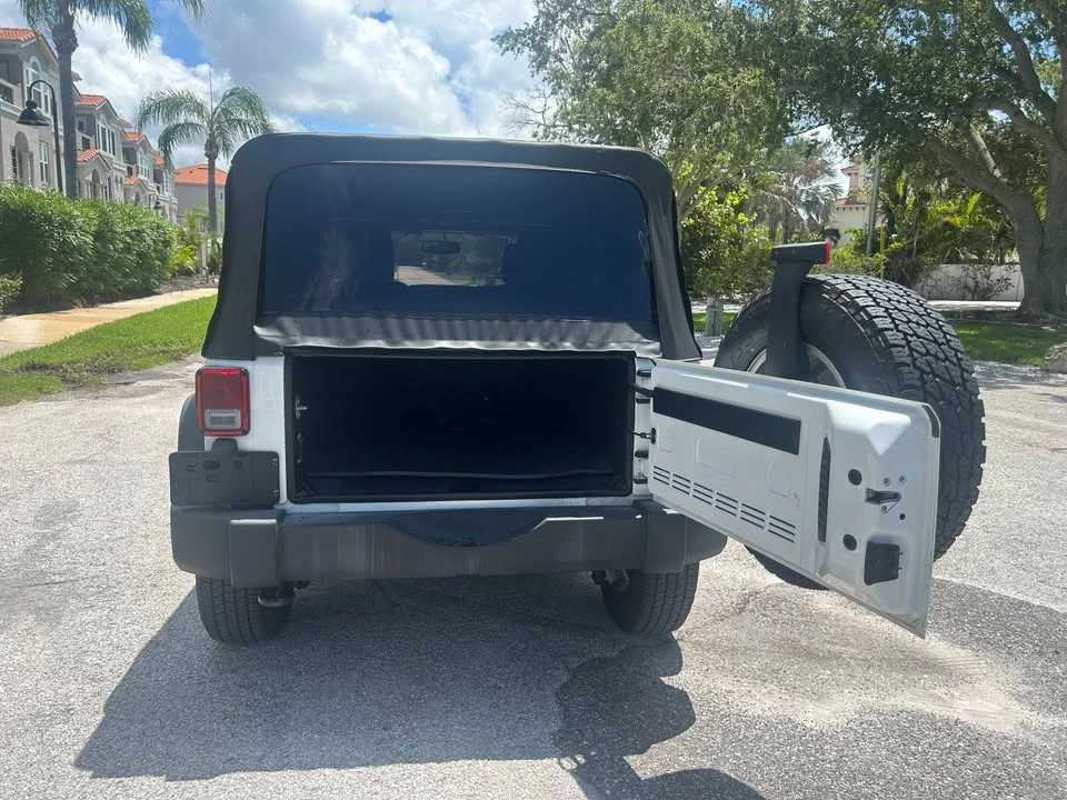 2015 Jeep JK Wrangler - Image 6 of 14