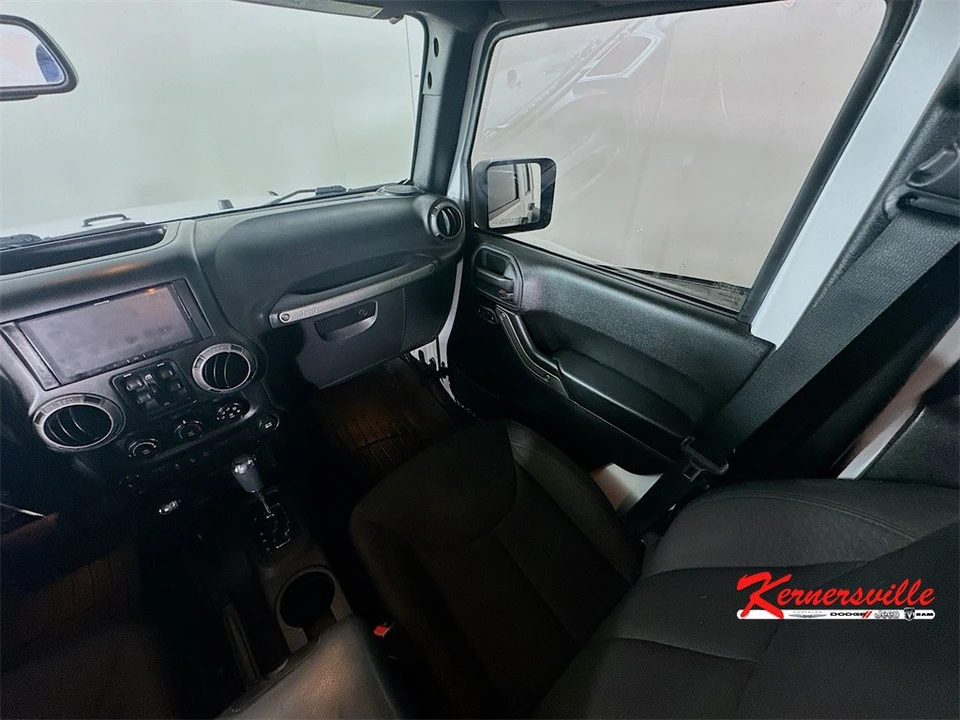 2015 Jeep JK Wrangler - Image 11 of 12