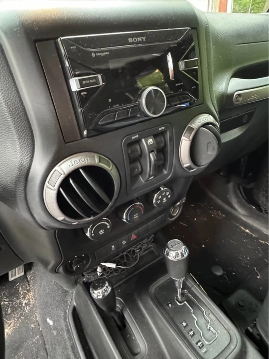 2015 Jeep JK Wrangler - Image 7 of 9