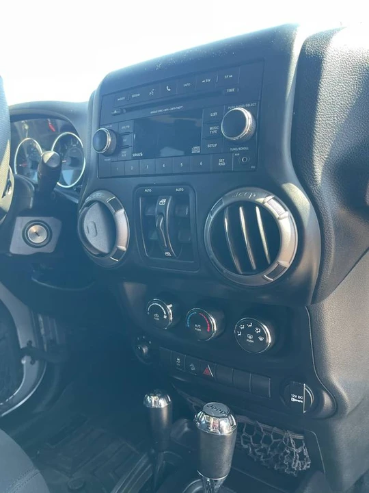 2015 Jeep JK Wrangler - Image 5 of 13