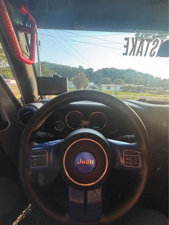 2015 Jeep JK Wrangler - Image 4 of 8