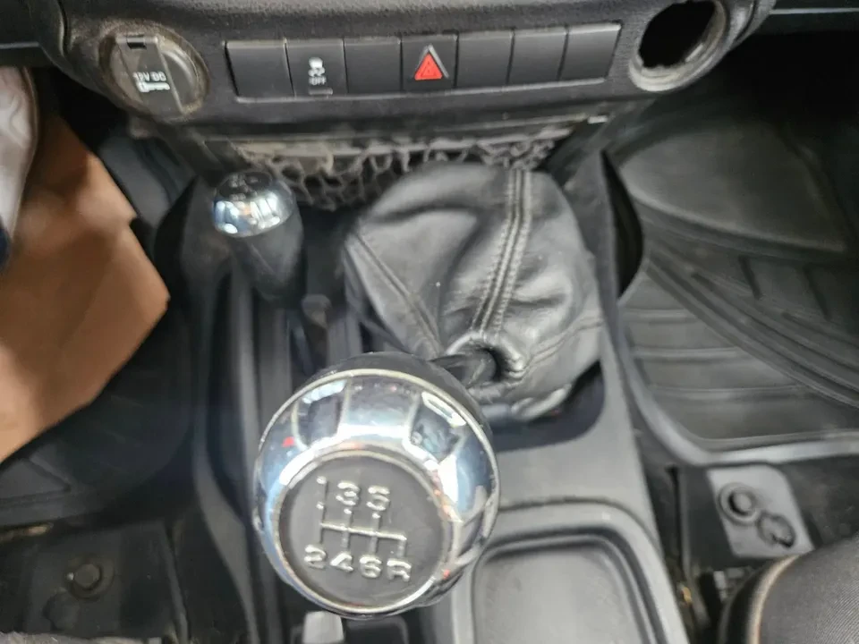 2015 Jeep JK Wrangler - Image 16 of 19