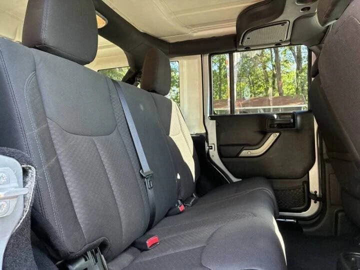 2015 Jeep JK Wrangler - Image 15 of 18