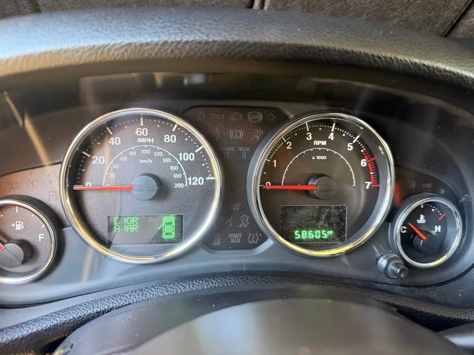 2015 Jeep JK Wrangler - Image 9 of 14