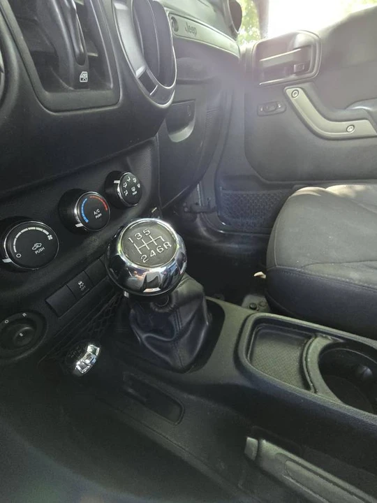 2015 Jeep JK Wrangler - Image 9 of 19