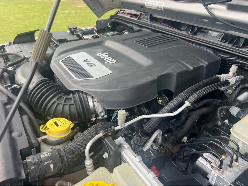 2015 Jeep JK Wrangler - Image 16 of 20