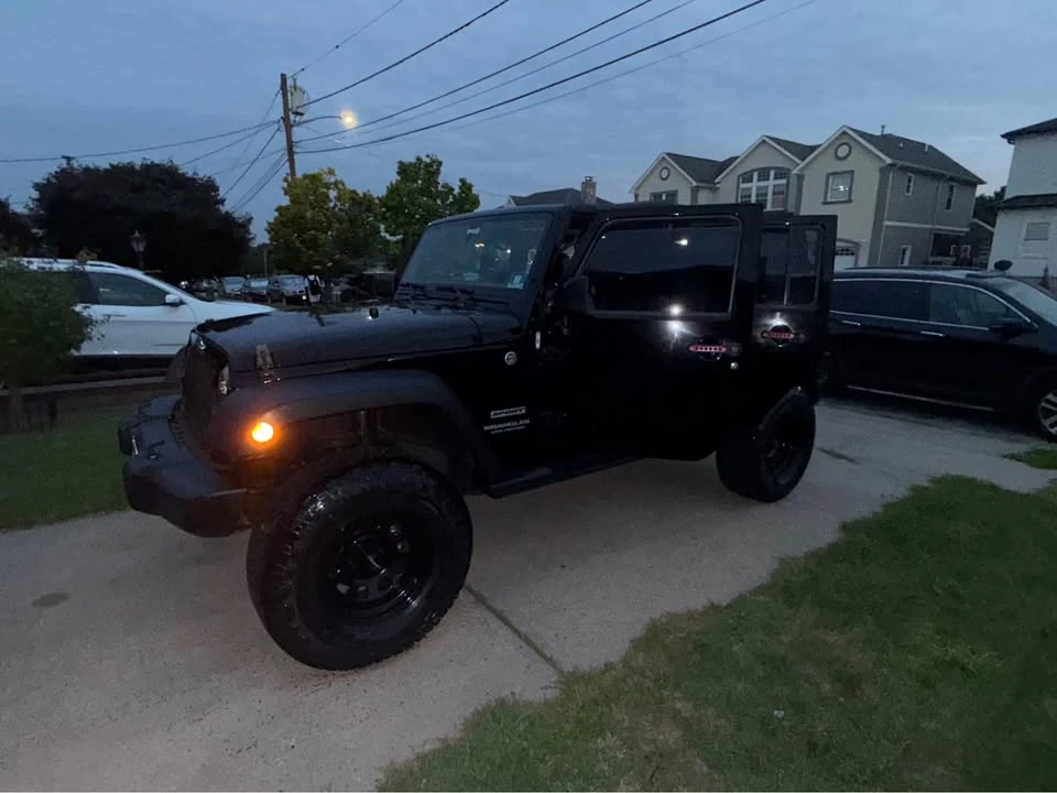 2015 Jeep JK Wrangler - Image 2 of 11