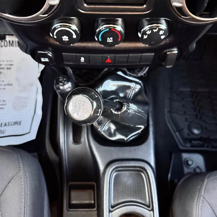 2015 Jeep JK Wrangler - Image 16 of 20