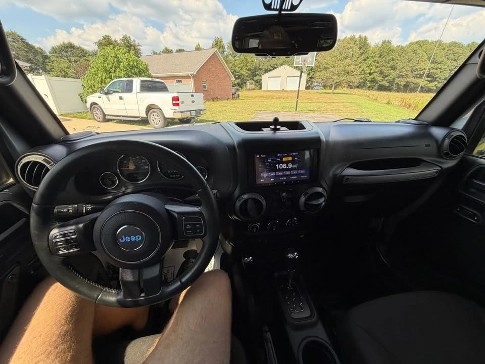 2015 Jeep JK Wrangler - Image 15 of 20